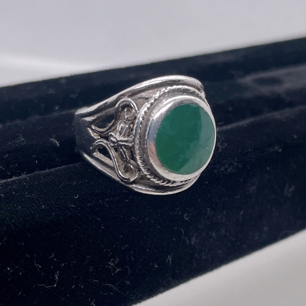 Antique Sterling Silver Ring​